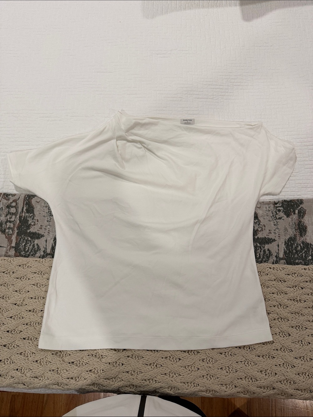 Aritzia Babaton InterLock Cotton Script Top Size Small